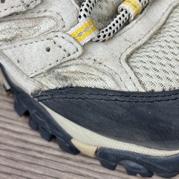 Merrell Moab 2 Vent Hiking Shoes Womens 7.5 Beige Outdoor Walking Trail Sneakers - Picture 13 of 16
